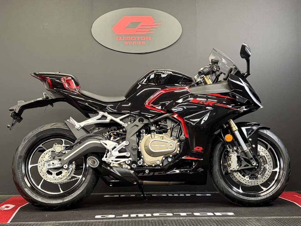 QJMOTOR  SRK400RS