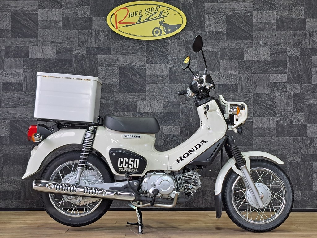 クロスカブ50