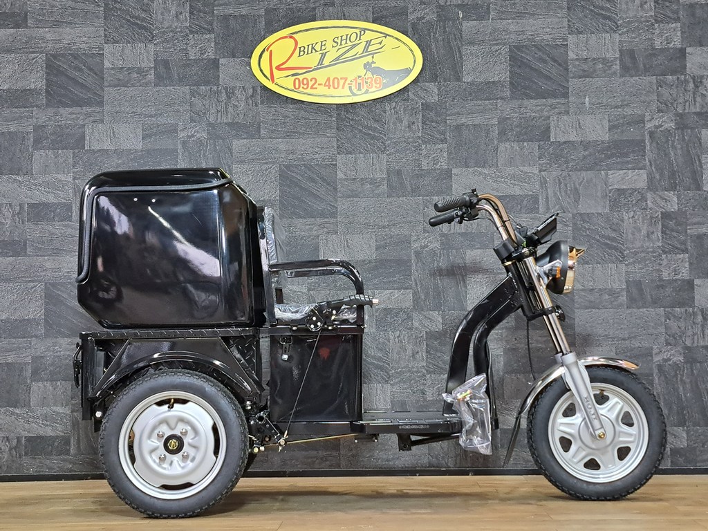 REUDO（3輪電動バイク）